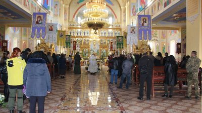 На Закарпатті попрощалися із полеглим захисником Віталієм Поляком На Закарпатті попрощалися із полеглим захисником Віталієм Поляком
