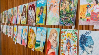"Українська жінка. Мати. Мадонна". У Херсоні стартував творчий проєкт