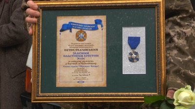 На Франківщині провели в останню путь бійця, керівника Галицького ПЛАСТу Петра Ткачівського На Франківщині провели в останню путь бійця, керівника Галицького ПЛАСТу Петра Ткачівського
