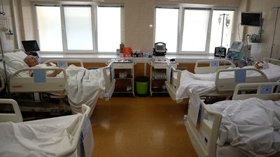 Поранені внаслідок удару по автобусах в Краматорську у лікарні міста Дніпро