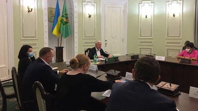 У Харкові планують страхувати медиків та вчителів на випадок COVID за рахунок бюджету міста