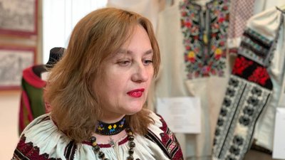 У Тернополі показали старовинні Залозецькі вишивки та сучасні Борщівські У Тернополі показали старовинні Залозецькі вишивки та сучасні Борщівські