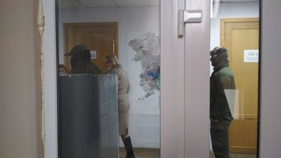 У Сумському міському департаменті інфраструктури провели обшук