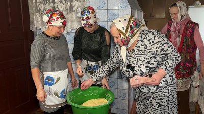"Дай, Боже, діждати, ще й собі коровай вбірати": традиція випікання короваю на Волині "Дай, Боже, діждати, ще й собі коровай вбірати": традиція випікання короваю на Волині
