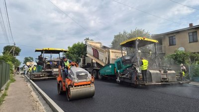 Асфальтування дороги