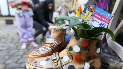 Як обрати якісні та зручні черевики. Ортопед та майстриня з пошиву взуття дали свої поради