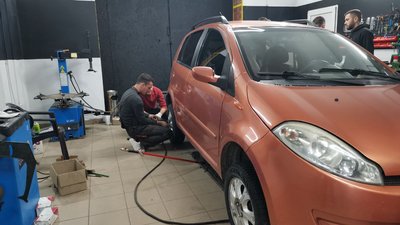 У Полтаві відкрили перше в Україні СТО "Вільних"
