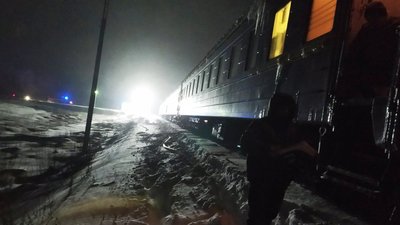 На Житомирщині горів локомотив пасажирського потягу На Житомирщині горів локомотив пасажирського потягу