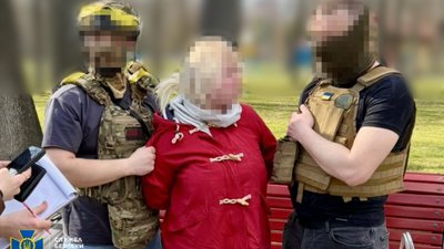 СБУ затримали підозрювану у коригуванні атаки РФ на Харків 2 квітня