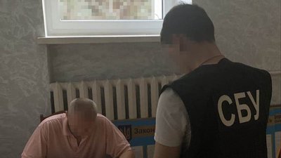 У Житомирі співробітники СБУ викрили двох інтернет-сепаратистів У Житомирі співробітники СБУ викрили двох інтернет-сепаратистів