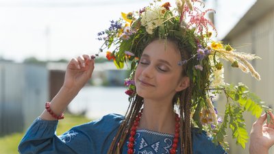 “Мавка-берегиня”. У Дніпрі провели благодійну фотосесію на каяках для допомоги ЗСУ “Мавка-берегиня”. У Дніпрі провели благодійну фотосесію на каяках для допомоги ЗСУ