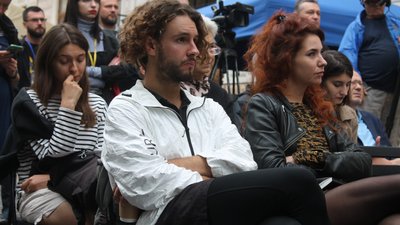 "За підтримки ЗСУ". У Чернівцях розпочалися міжнародні поетичні читання Meridian Czernowitz "За підтримки ЗСУ". У Чернівцях розпочалися міжнародні поетичні читання Meridian Czernowitz