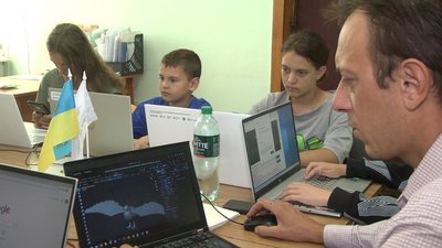 У Вінниці стартували курси з 3D-графіки та анімації для дітей-переселенців У Вінниці стартували курси з 3D-графіки та анімації для дітей-переселенців