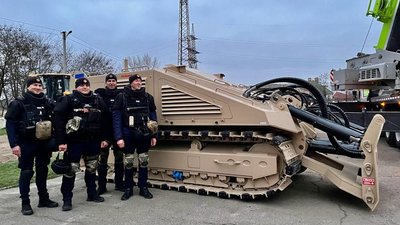Херсонщина отримала два механізовані комплекси для розмінування території області — голова ОВА Херсонщина отримала два механізовані комплекси для розмінування території області — голова ОВА