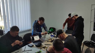 виготовлення дронів у Бурсуківській громаді виготовлення дронів у Бурсуківській громаді
