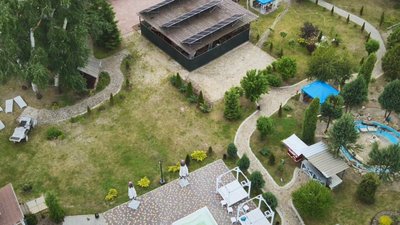 база відпочинку на Дніпропетровщині, підприємця підозрюють у незаконному будівництві