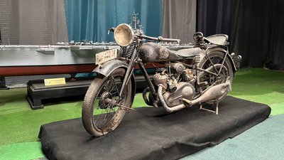 Мотоцикл NSU 1934 року випуску, 24 квітня 2024 Мотоцикл NSU 1934 року випуску, 24 квітня 2024