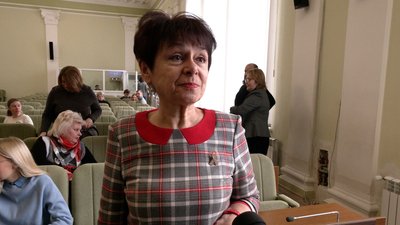 Три години перерви через "замінування": як проходила перша сесія Чернігівської міської ради без Атрошенка Три години перерви через "замінування": як проходила перша сесія Чернігівської міської ради без Атрошенка