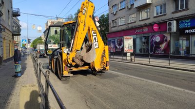 У Тернополі в центрі на три дні перекрили дорогу У Тернополі в центрі на три дні перекрили дорогу