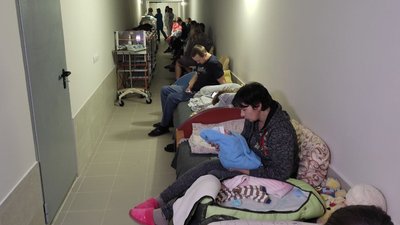 Під час повітряної тривоги 16 грудня в новому укритті перинатального у Луцьку перебували майже 20 дітей Під час повітряної тривоги 16 грудня в новому укритті перинатального у Луцьку перебували майже 20 дітей