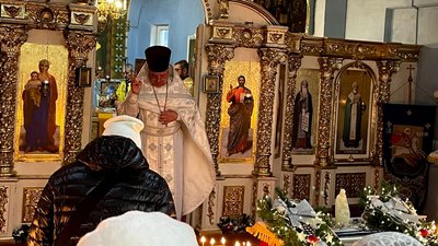 "Молимося за мир в Україні": у Черкасах три парафії відзначають Різдво 25 грудня