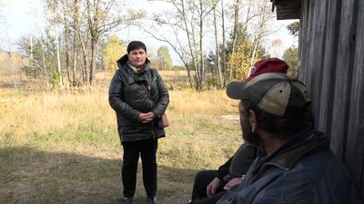 Після всіх випробувань залишимось вдома, – на Житомирщині в селі за 15 кілометрів від кордону лишилося четверо жителів Після всіх випробувань залишимось вдома, – на Житомирщині в селі за 15 кілометрів від кордону лишилося четверо жителів