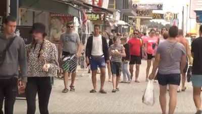 Рол із опаришами: відпочивальник у Залізному Порту звернувся до Держпродспоживслужби із заявою