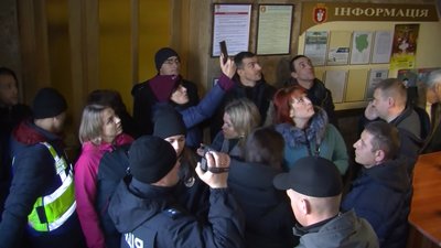 Луцькі підприємці передали проєкт облаштування ринку депутатам Луцькі підприємці передали проєкт облаштування ринку депутатам