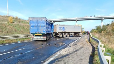 На трасі "Одеса-Київ" ускладнений рух через ДТП