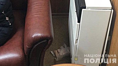 На Харківщині заступника мера і начальника відділу затримали на хабарі На Харківщині заступника мера і начальника відділу затримали на хабарі