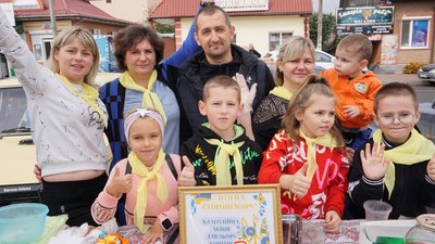 Жителі Гайворону на Кіровоградщині зібрали майже 30 тисяч гривень на допомогу військовим