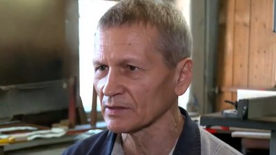 Музикант із Черкащини змайстрував понад 20 електрогітар Музикант із Черкащини змайстрував понад 20 електрогітар