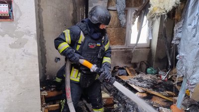 Херсон, обстріли, дрон, пожежа