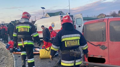 На Тернопільщині сталася дорожньо-транспортна пригода На Тернопільщині сталася дорожньо-транспортна пригода