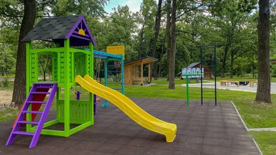 Безпечно та безоплатно: на Житомирщині облаштували ще одну рекреаційну зону для відпочинку у лісі Безпечно та безоплатно: на Житомирщині облаштували ще одну рекреаційну зону для відпочинку у лісі