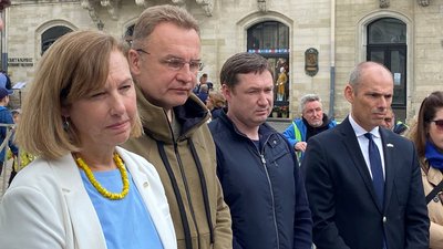 Брифінг Крістіни Квін у Львові Брифінг Крістіни Квін у Львові