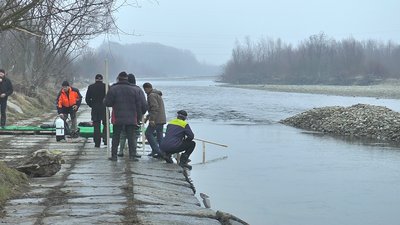 Франківські водолази обстежили місця для купання на Водохреща