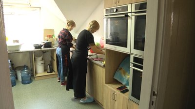 На Житомирщині готують їжу для українських захисників На Житомирщині готують їжу для українських захисників