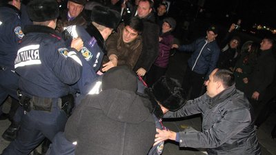 Майдан об’єднав людей різних професій і поколінь: спогади черкасців про Революцію Гідності Майдан об’єднав людей різних професій і поколінь: спогади черкасців про Революцію Гідності