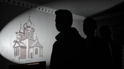 Сто років історії у малюнках і експонатах: у музеї на Рівненщині облаштовують залу становлення міста Сто років історії у малюнках і експонатах: у музеї на Рівненщині облаштовують залу становлення міста