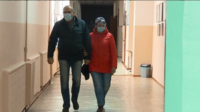 "Голосували на підвіконні". Як у Сумах облаштовані дільниці для людей з порушенням зору "Голосували на підвіконні". Як у Сумах облаштовані дільниці для людей з порушенням зору