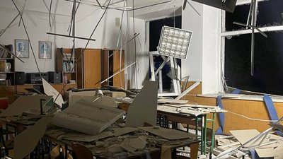 Російська армія атакувала Одесу: є поранені, пошкоджений заклад освіти