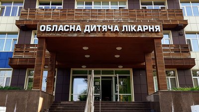 Дівчата, травмовані під час ДТП у Кропивницькому, перебувають у лікарні