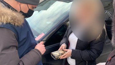 У Рівному затримали директорку інституту на хабарі – прокуратура У Рівному затримали директорку інституту на хабарі – прокуратура