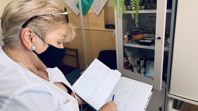 Вакцинація перед 1 вересня на Закарпатті: чи щепилися освітяни до початку навчального року Вакцинація перед 1 вересня на Закарпатті: чи щепилися освітяни до початку навчального року