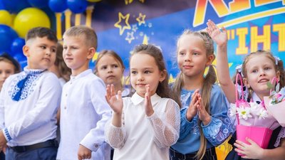 1 вересня, учні, школа, першокласники