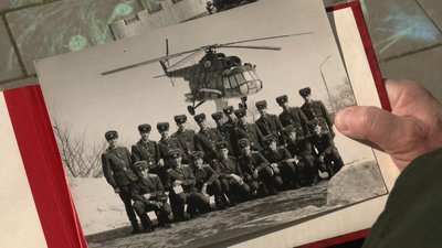 Від вертольотів до дронів. Військовий льотчик Юрій Сметанський навчає бійців керувати безпілотниками Від вертольотів до дронів. Військовий льотчик Юрій Сметанський навчає бійців керувати безпілотниками