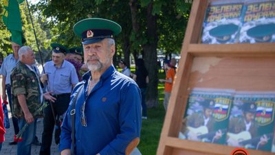 Дніпрянин Андрій Куліш підготував кілька звернень щодо використання радянської символіки Дніпрянин Андрій Куліш підготував кілька звернень щодо використання радянської символіки