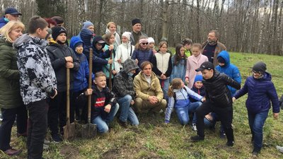 У Тернополі висадили буковий гай в пам'ять про пластуна Дмитра Мудрого У Тернополі висадили буковий гай в пам'ять про пластуна Дмитра Мудрого