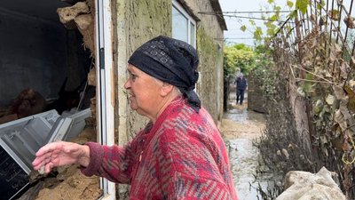 "Молодший брат "виловив" його тіло": жителька підтопленого села на Миколаївщині розповіла про загибель сина
